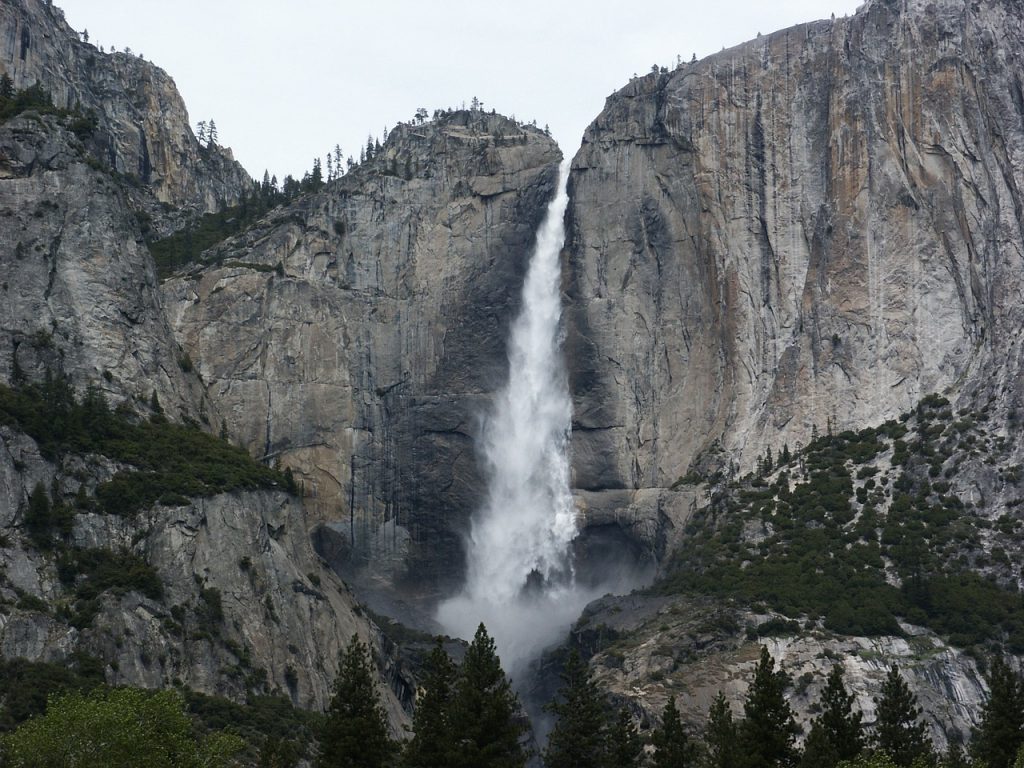 Bridalveil Fall