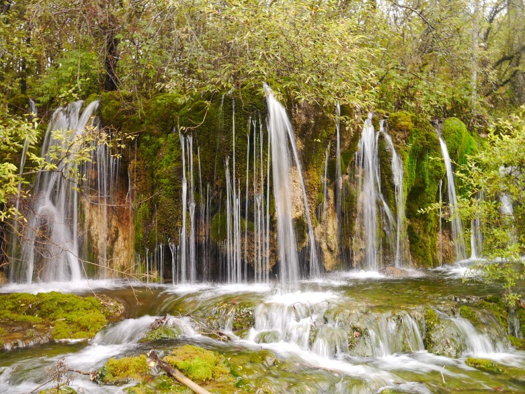 Pearl Shoal Waterfall