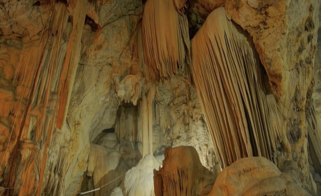 Wang Bahdan Cave