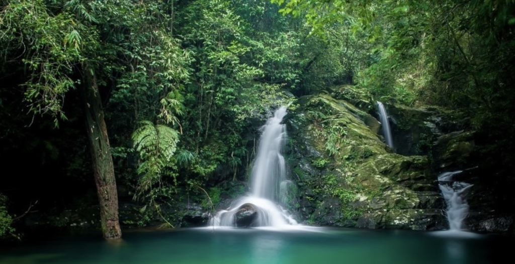 Do Quyen Waterfall