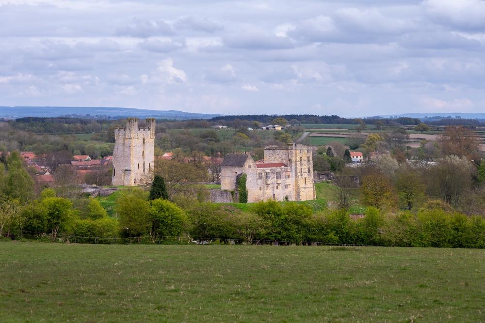 Hemsley Castle