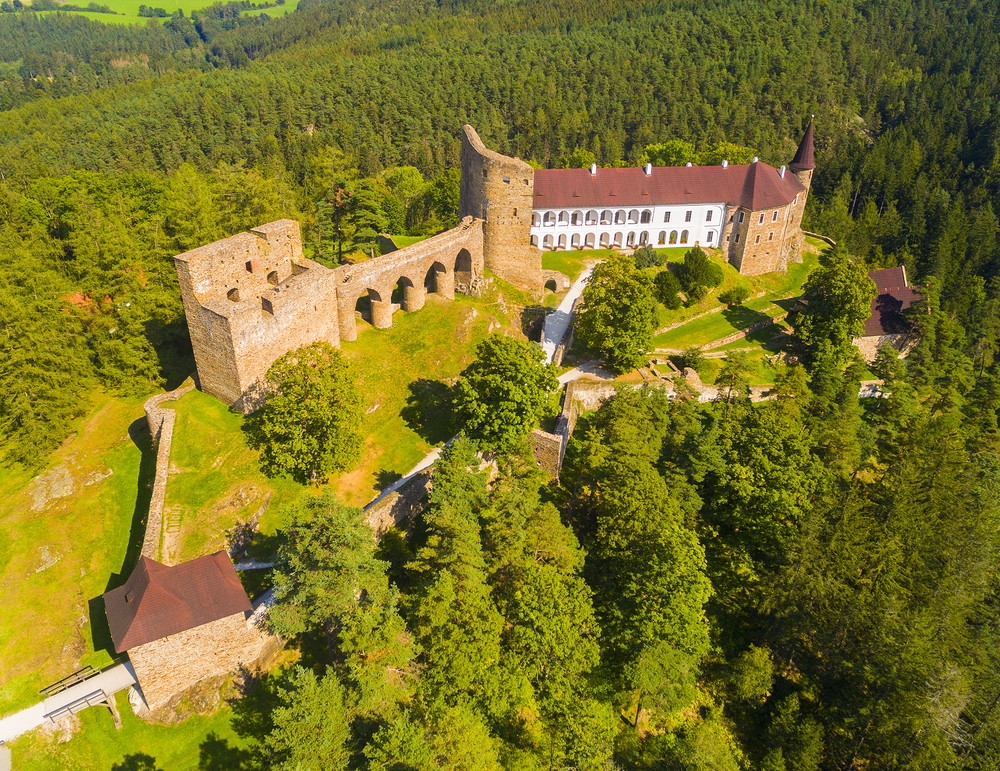 Velhartice Castle